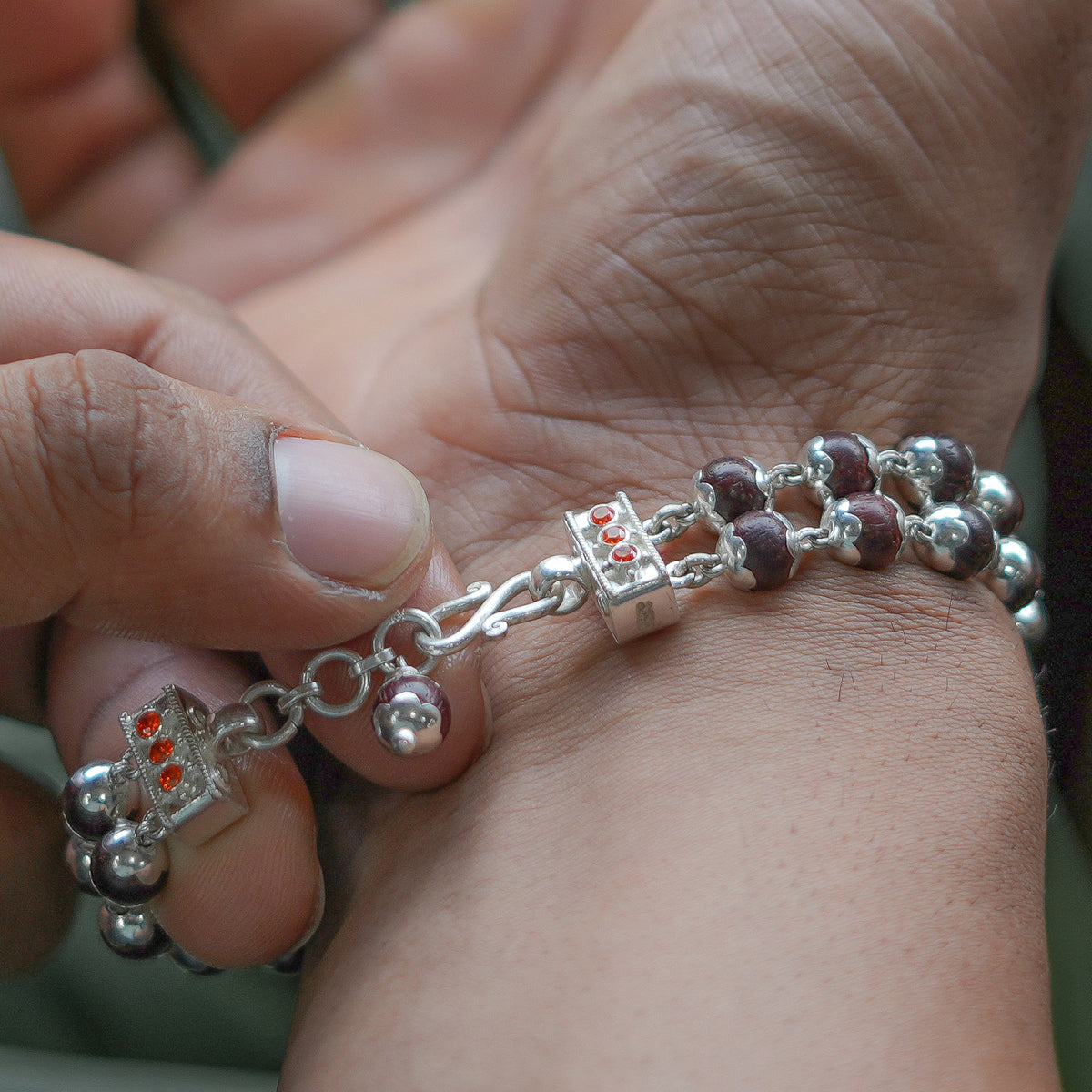 Alookaran Silver Red Sandalwood Double Layer Bracelet