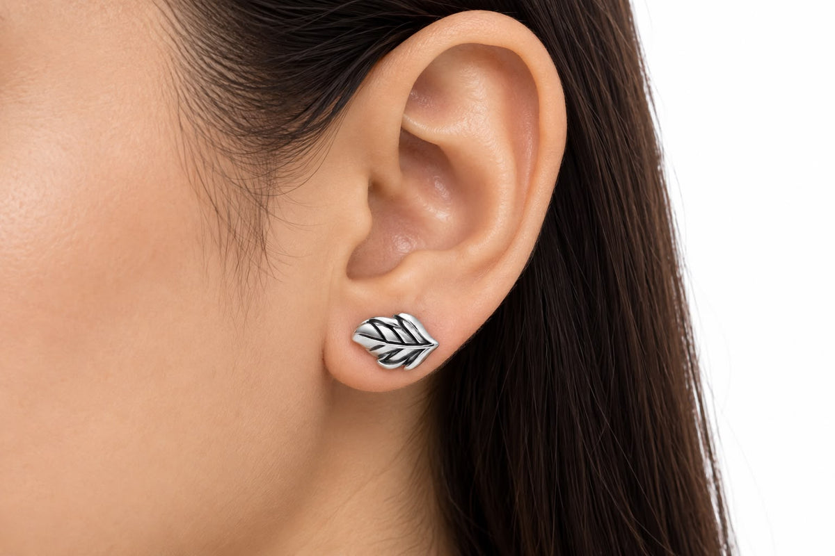 925 Sterling Silver Leaf Design Stud Earrings
