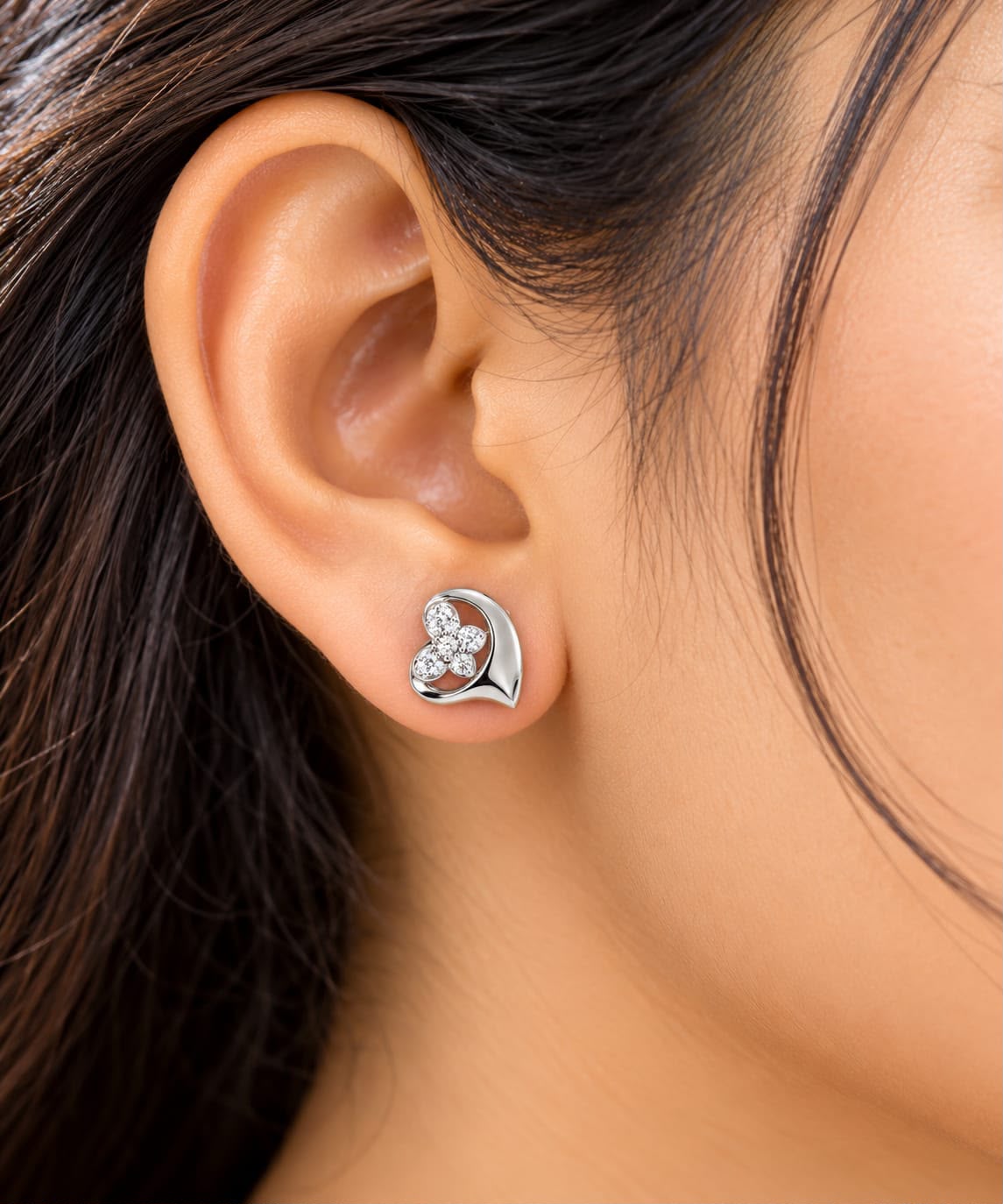 925 Sterling Silver Heart Flower Stud Earrings