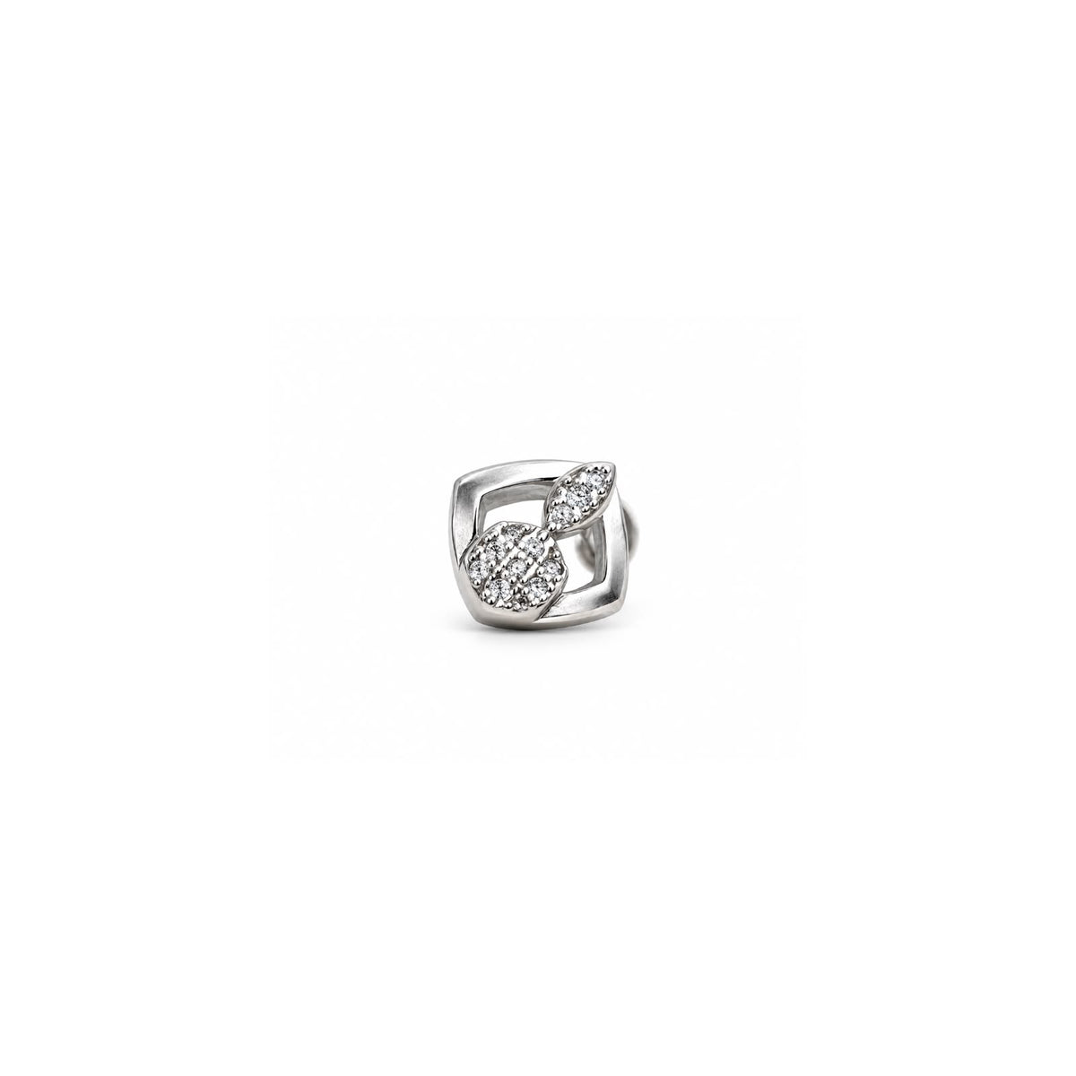 Elegant Geometric 925 Sterling Silver Stud Earrings